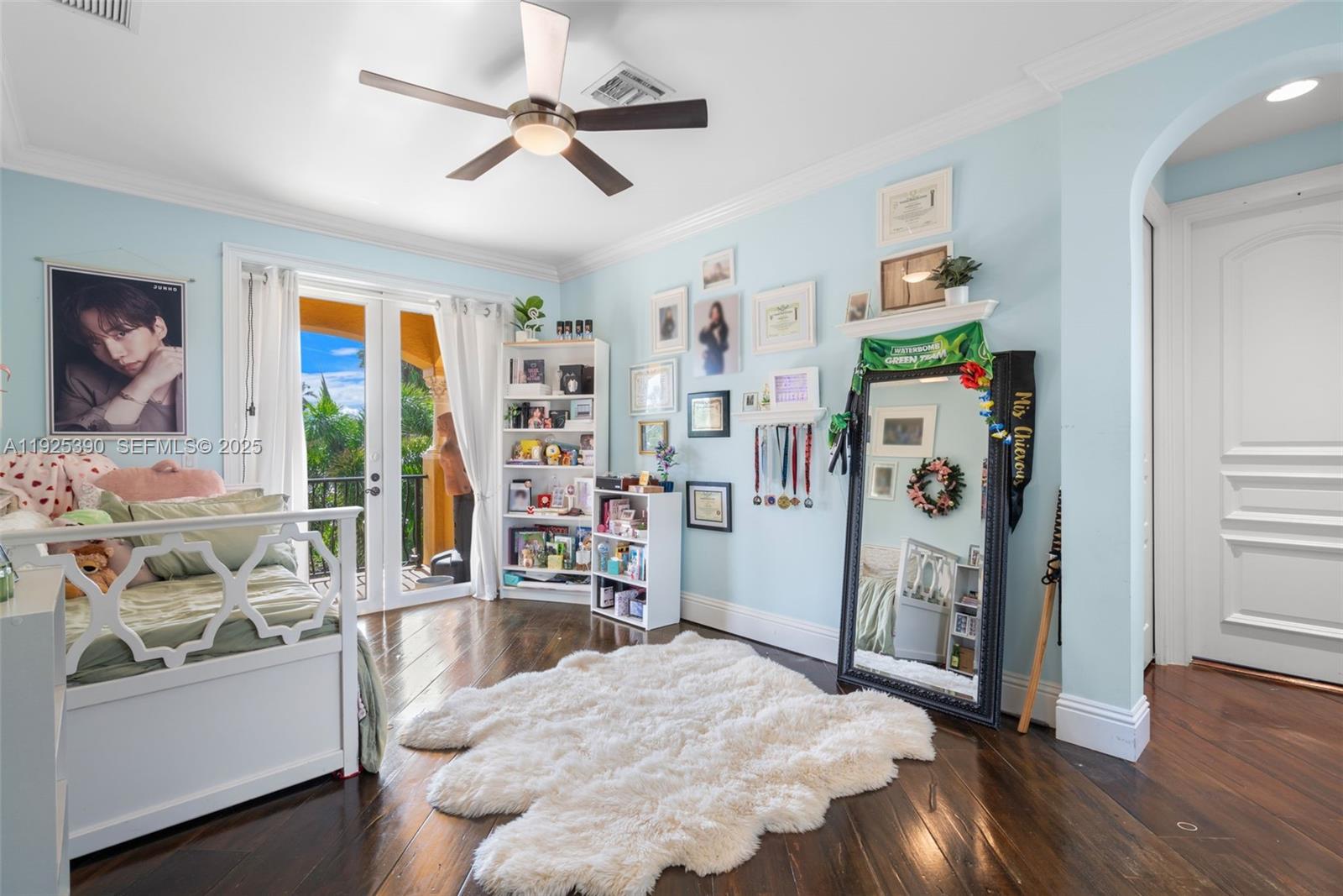 HILLSBORO SHORES SEC - Residential