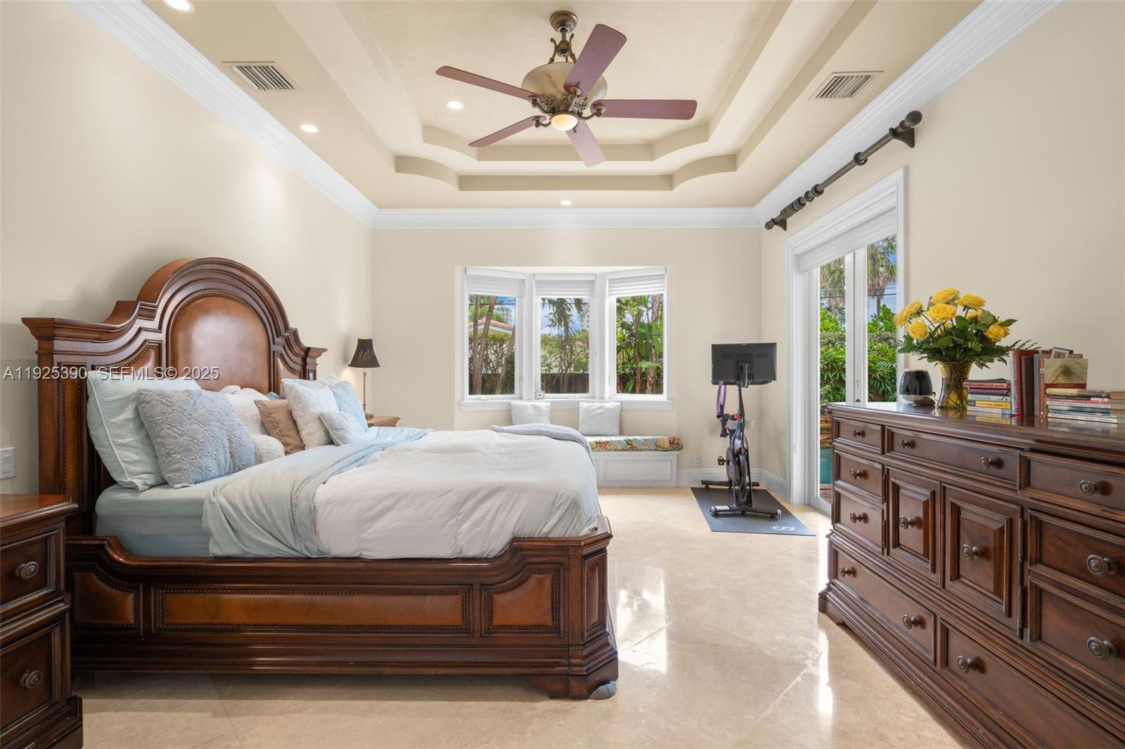 HILLSBORO SHORES SEC - Residential