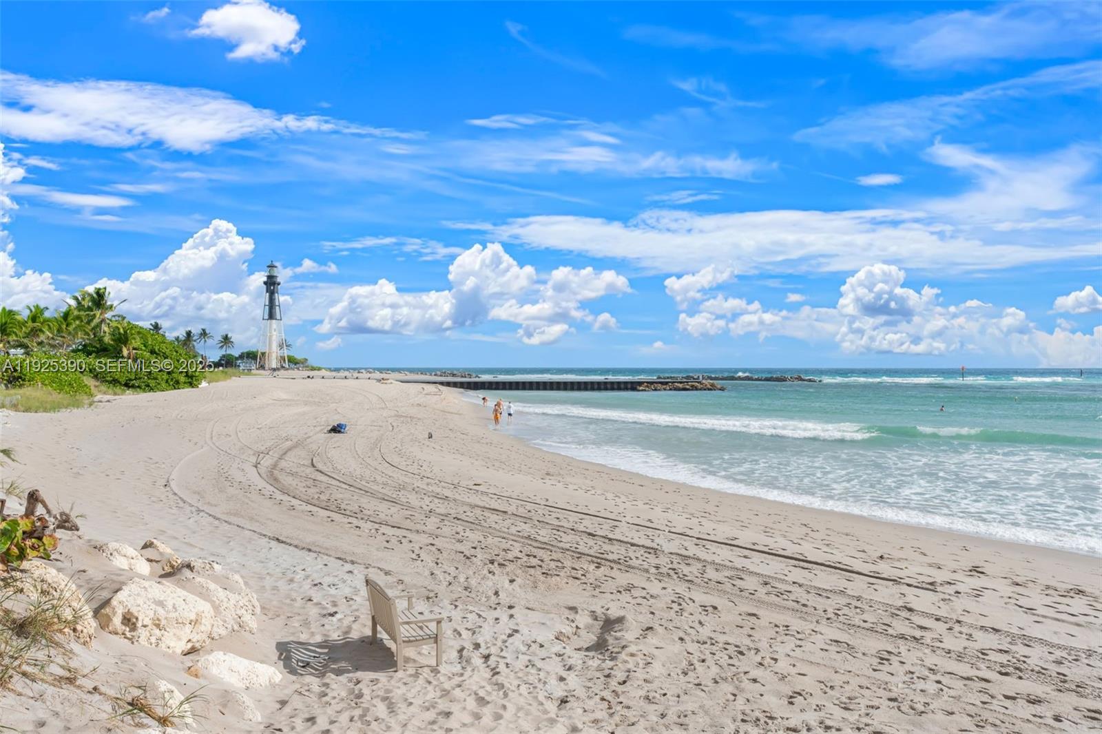 HILLSBORO SHORES SEC - Residential