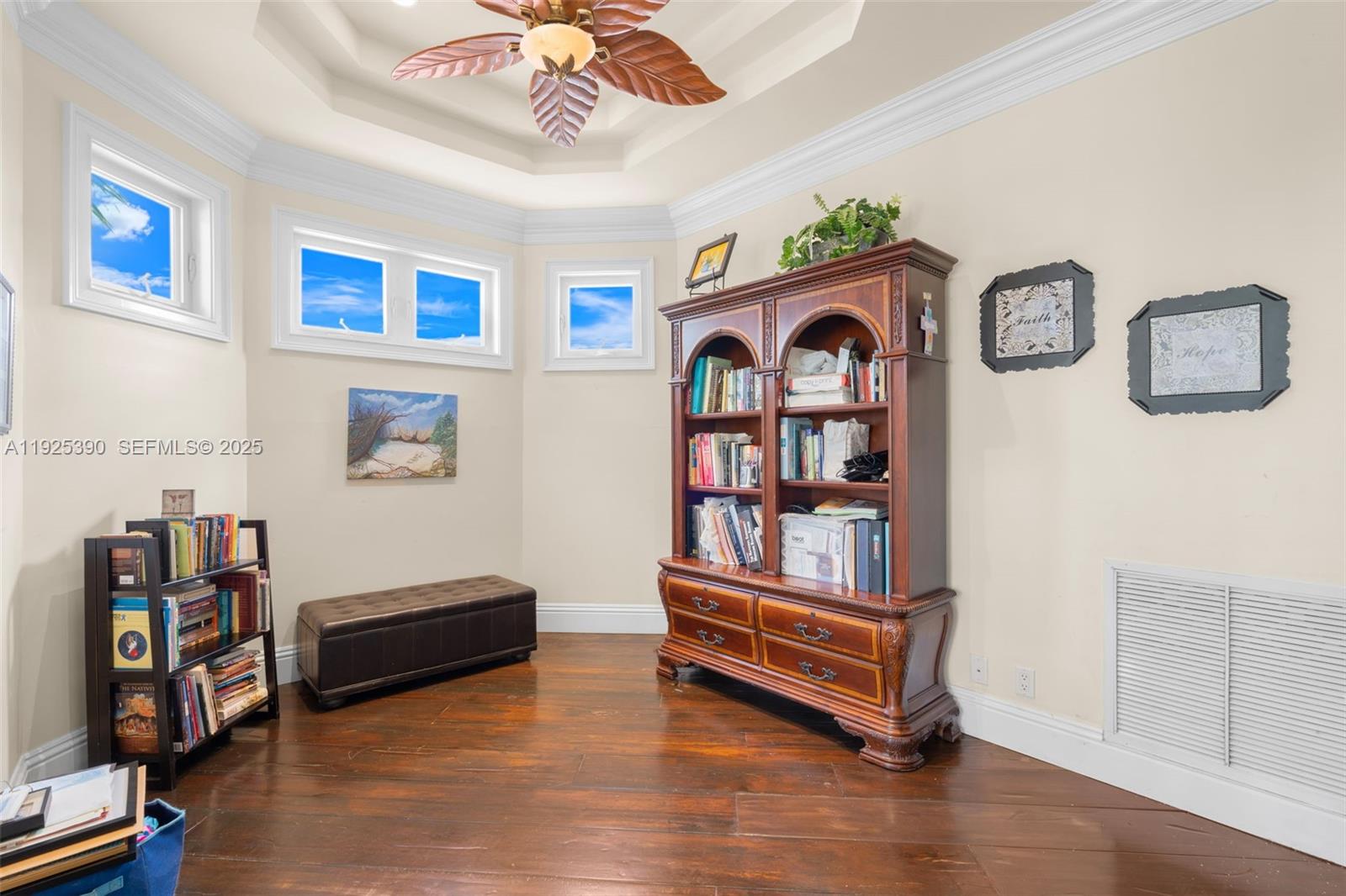 HILLSBORO SHORES SEC - Residential