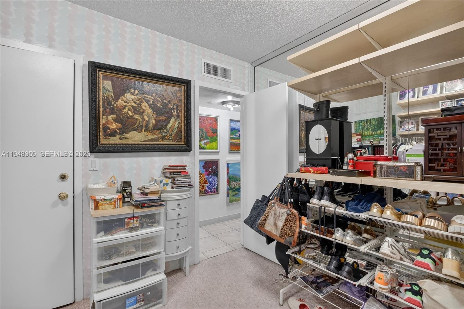 TURNBERRY TOWERS CONDO - Residential