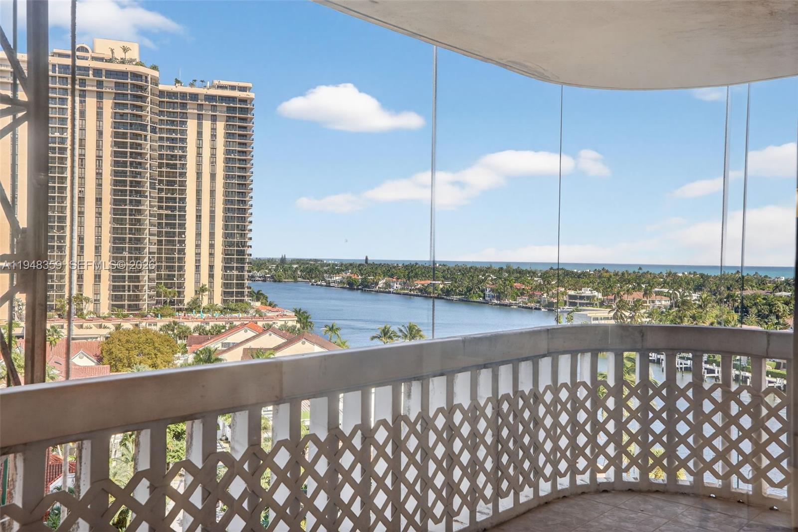 TURNBERRY TOWERS CONDO - Residential