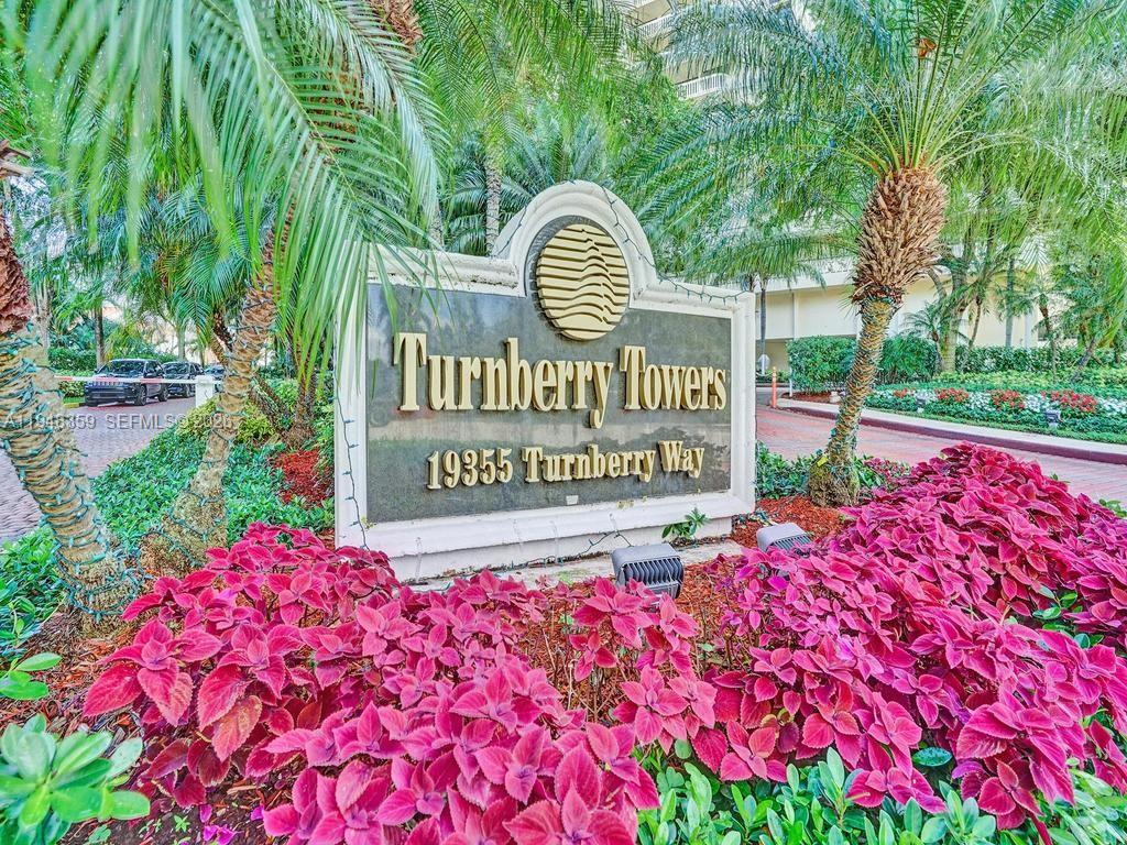 TURNBERRY TOWERS CONDO - Residential