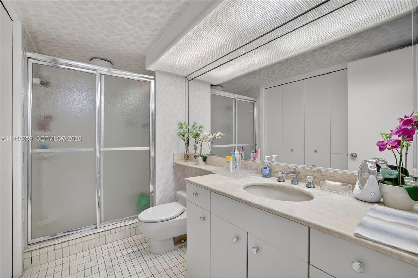 TURNBERRY TOWERS CONDO - Residential