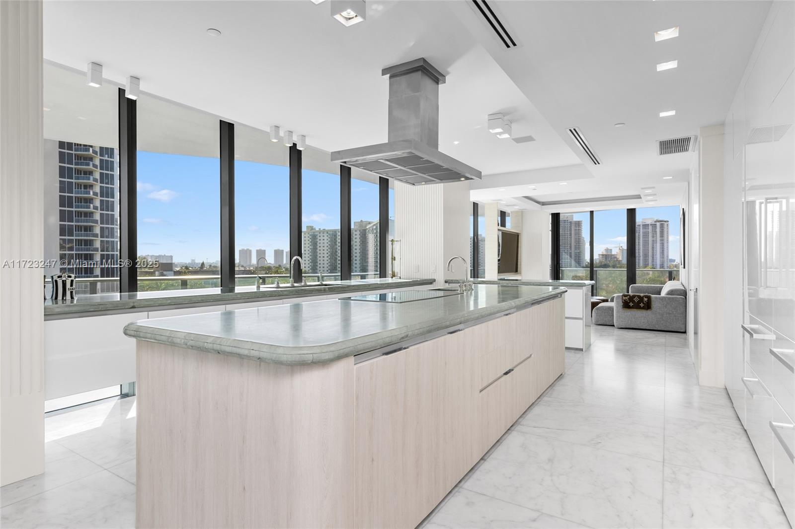REGALIA CONDO - Residential