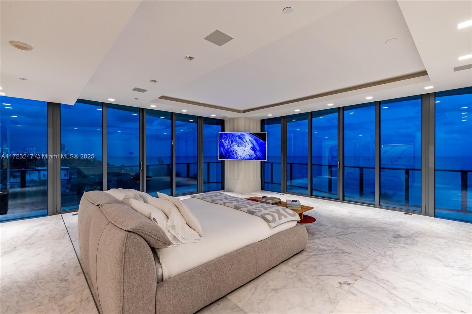 REGALIA CONDO - Residential