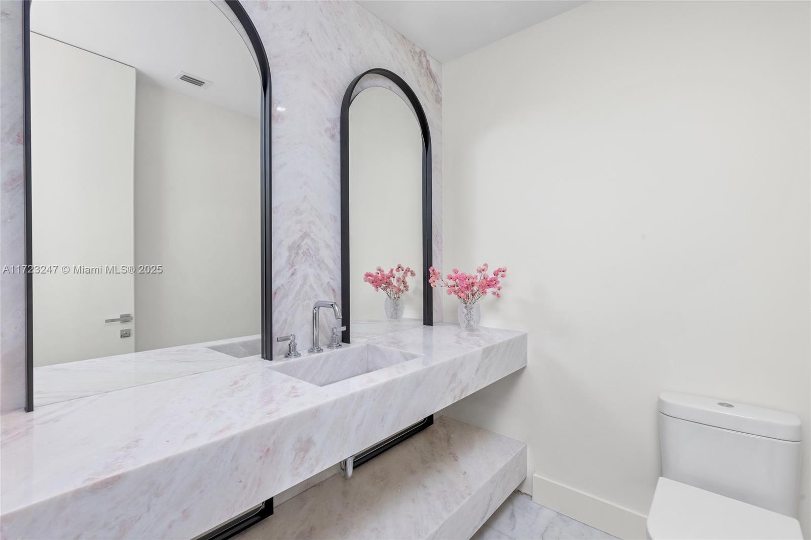 REGALIA CONDO - Residential