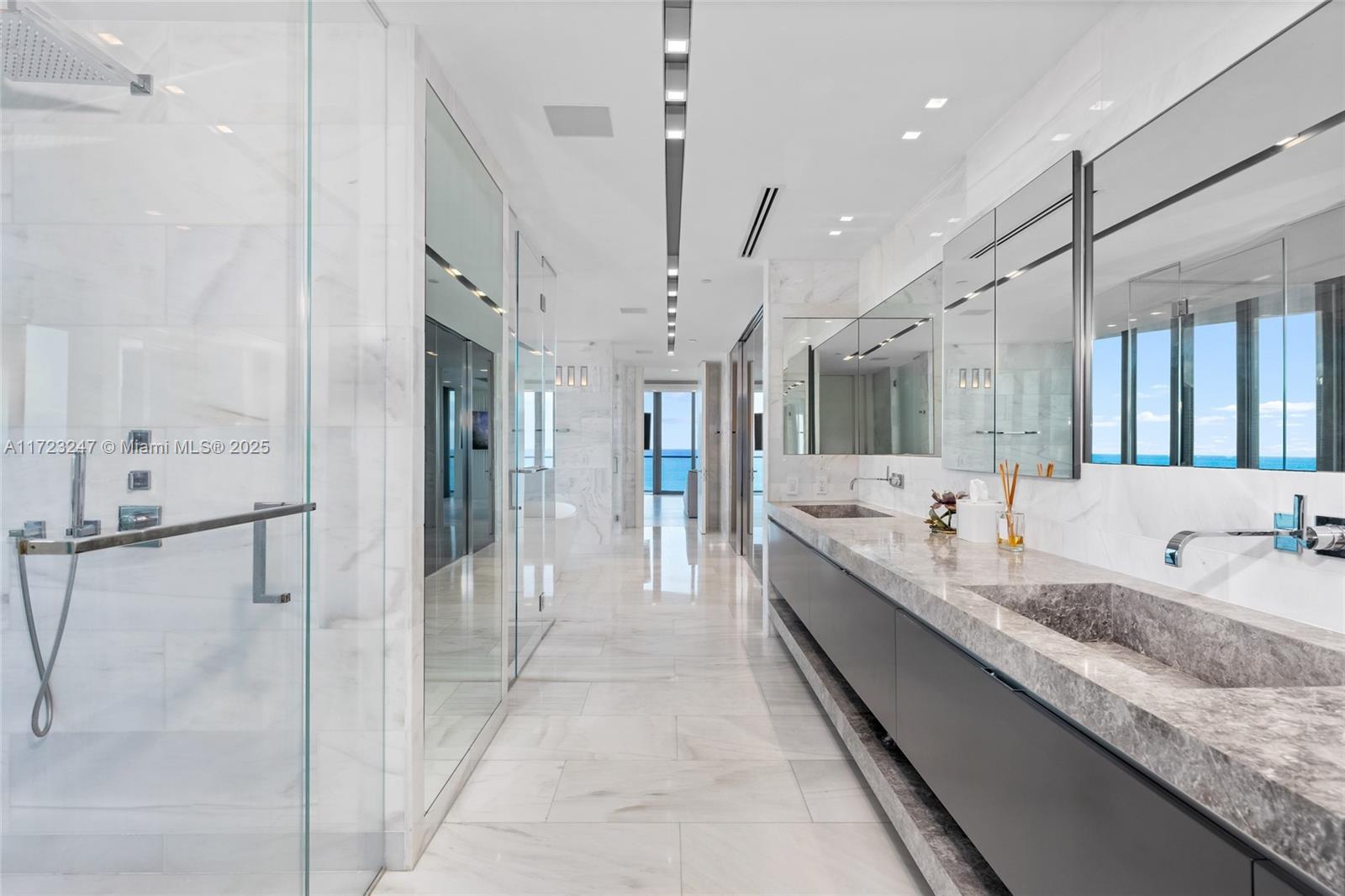 REGALIA CONDO - Residential
