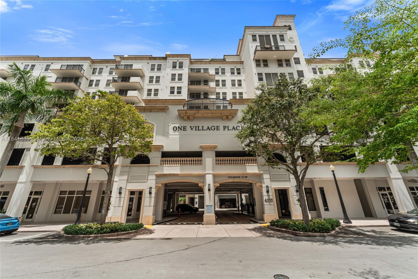 Welcome to your dream home in the heart of Coral Gables! This amazing 2 bed 2 bath condo offers a perfect blend of comfort & convenience. The split floor plan makes it an ideal choice for families or roommates. Each bedroom is complete with built-in closet organizers and black out blinds for added privacy. The spacious balcony is where you'll always be greeted with a breath of fresh air to enjoy your morning coffee or evening wind down.
Safety is paramount in this neighborhood, and has top rated schools all nearby.
One Village Park living comes with perks of being within walking distance to Merrick Park where you'll have access to restaurants, coffee shops, a movie theater and shopping of all kinds.
Don't miss out on the opportunity to experience the best of Coral Gables living!