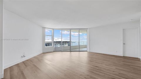 555 NE 34th St 2308 Miami FL 33137