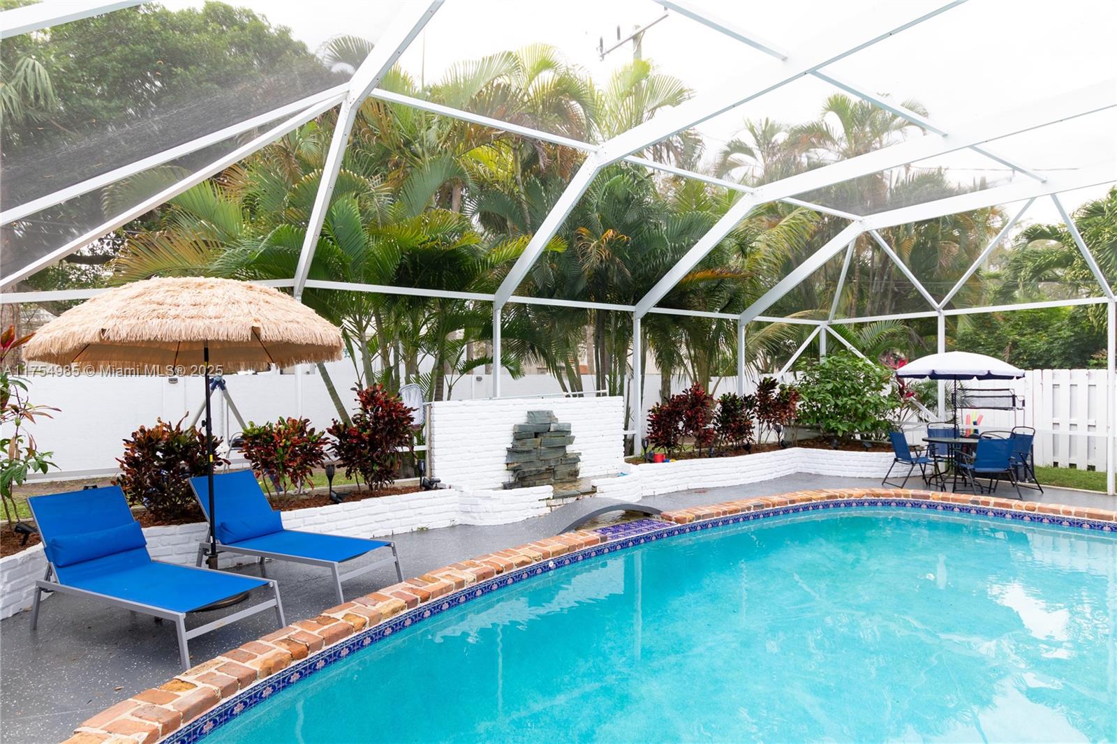 COUNTRY CLUB VILLAGE SEC - Residential Lease