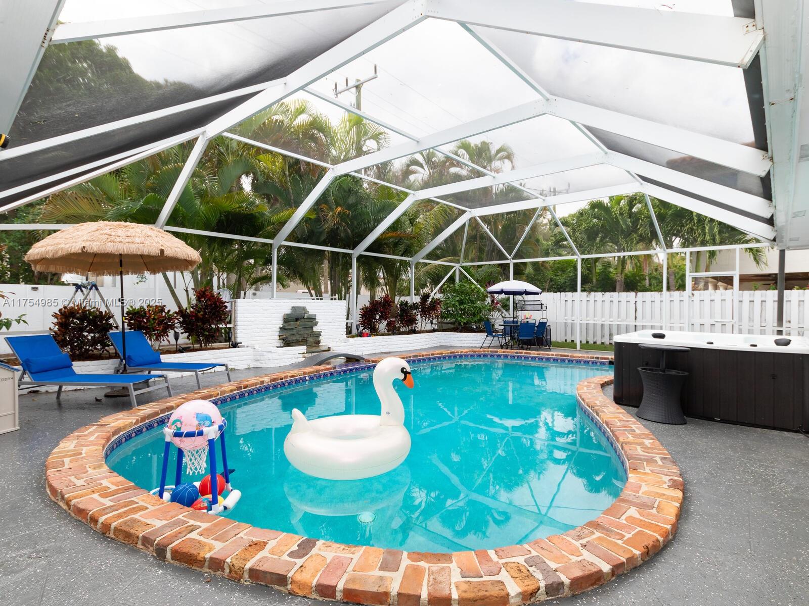 COUNTRY CLUB VILLAGE SEC - Residential Lease