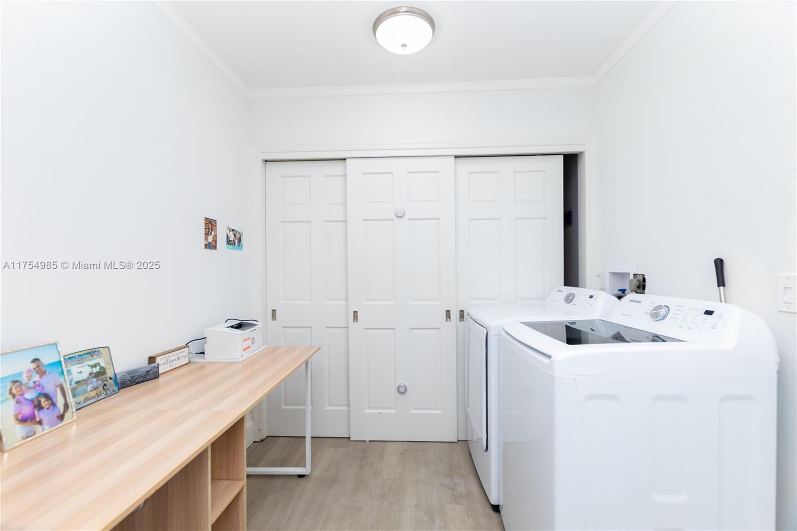 COUNTRY CLUB VILLAGE SEC - Residential Lease
