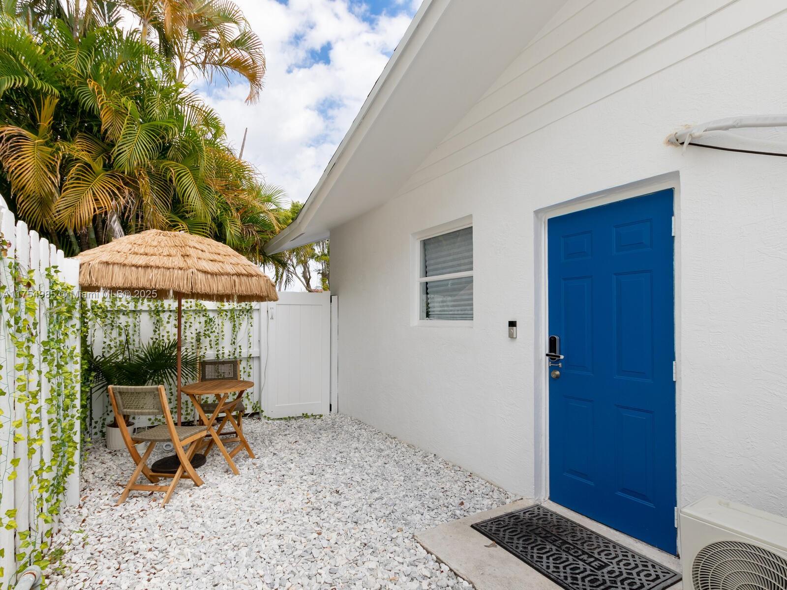 COUNTRY CLUB VILLAGE SEC - Residential Lease