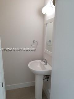 EAST OF 5TH TOWNHOMES - Residential Lease