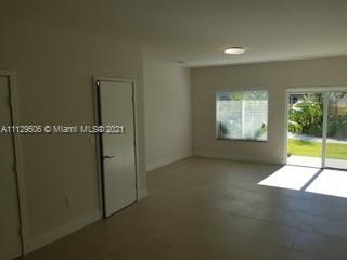 EAST OF 5TH TOWNHOMES - Residential Lease