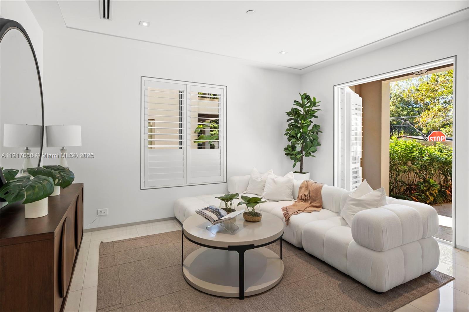 OAK LANE - Residential