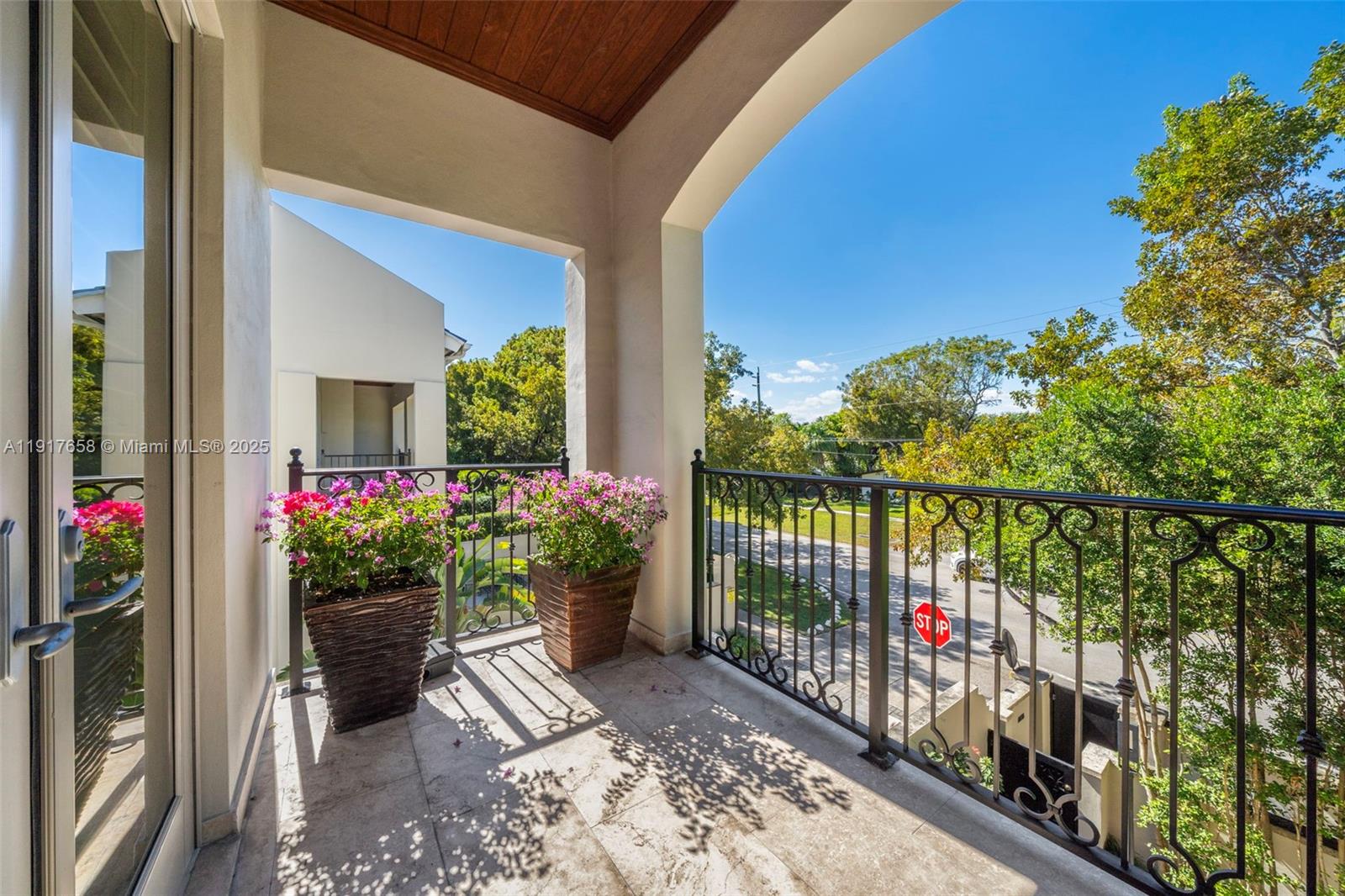 OAK LANE - Residential