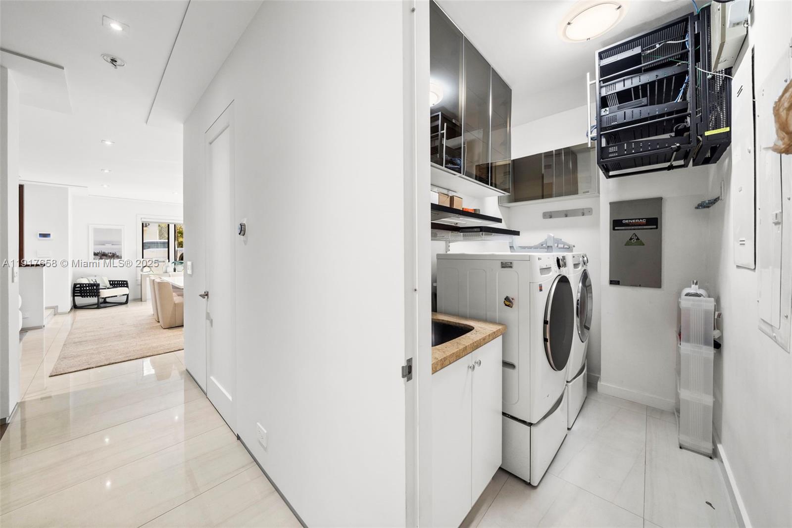 OAK LANE - Residential