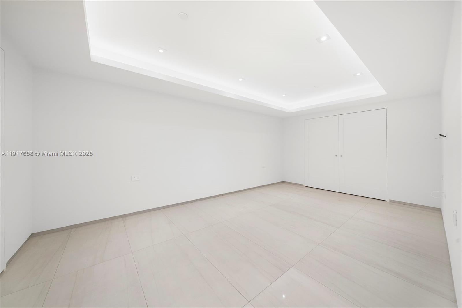 OAK LANE - Residential