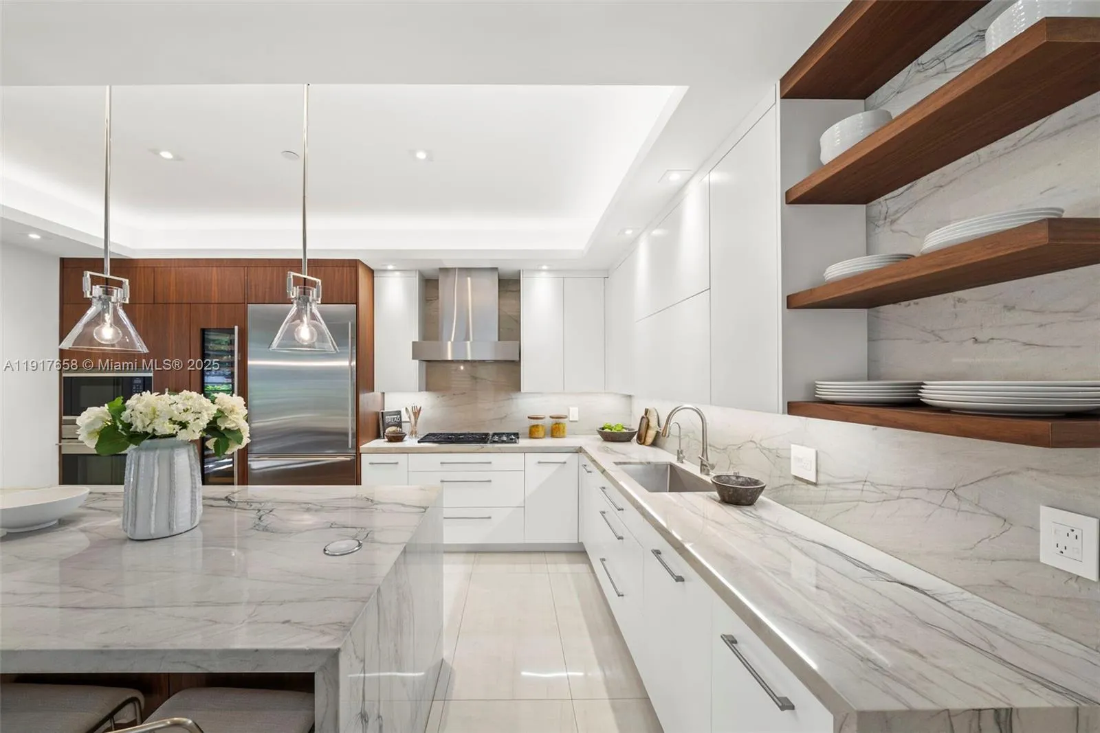 Miami, Florida 33143, United States, 3 Bedrooms Bedrooms, ,5 BathroomsBathrooms,Residential,Active,247049