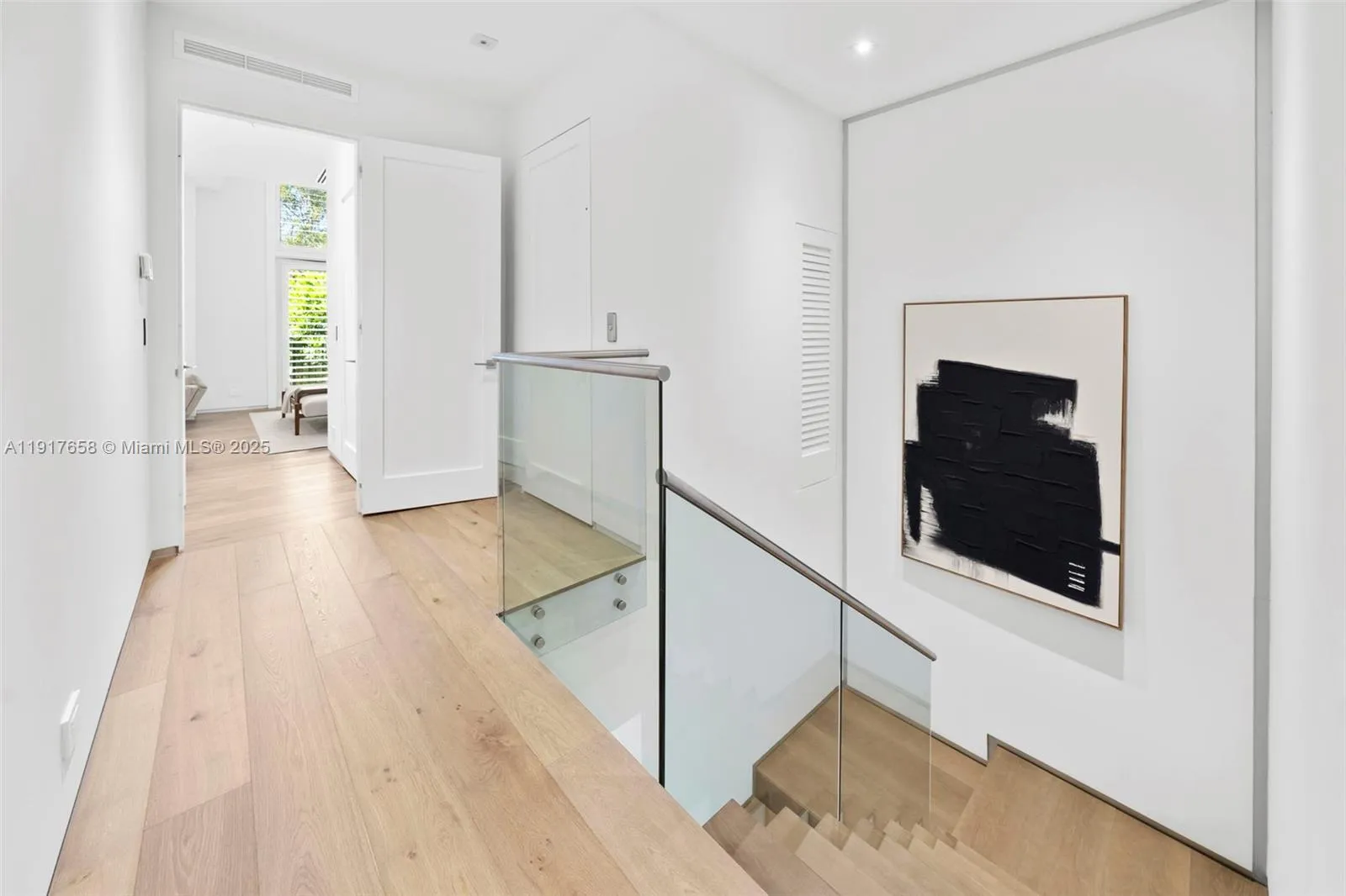 Miami, Florida 33143, United States, 3 Bedrooms Bedrooms, ,5 BathroomsBathrooms,Residential,Active,247049