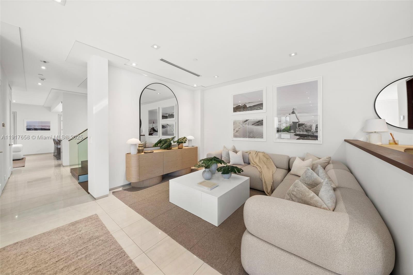 OAK LANE - Residential