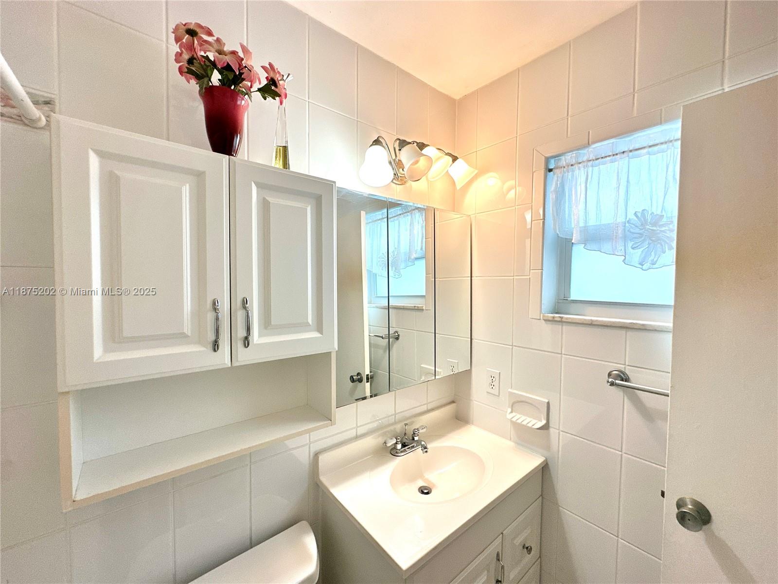 BEVERLY HILLS CONDO #1 - Residential