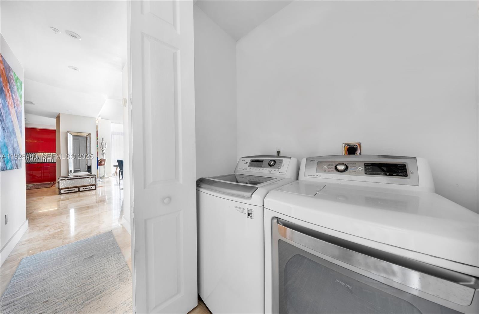 Brickell Bayfront - Residential