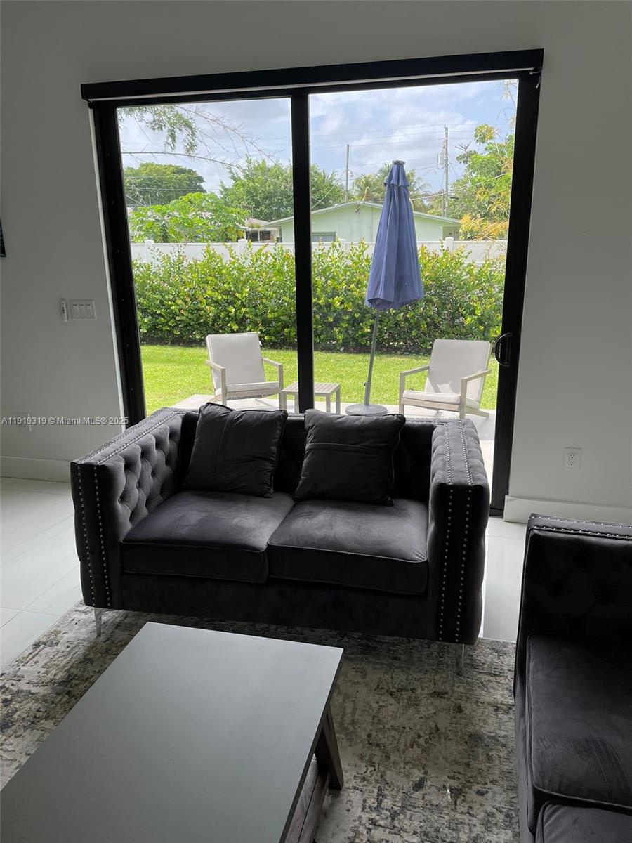 REVISED PLAT OF CANAL GRO - Residential Lease