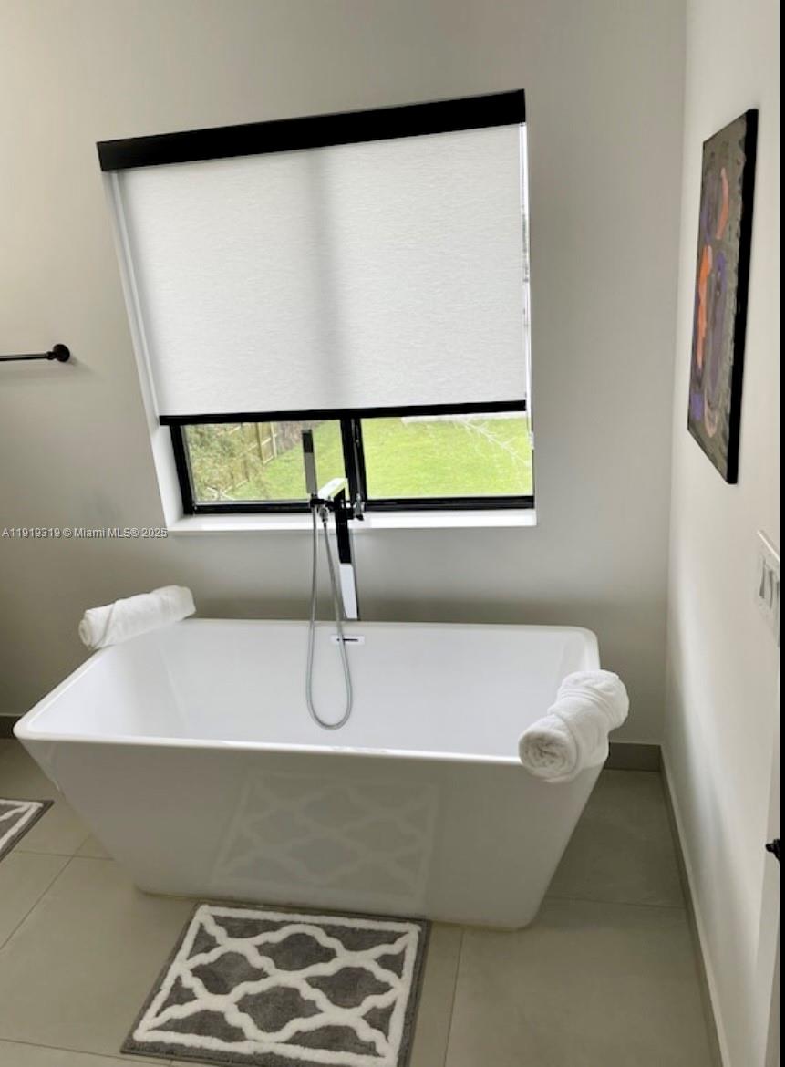 REVISED PLAT OF CANAL GRO - Residential Lease