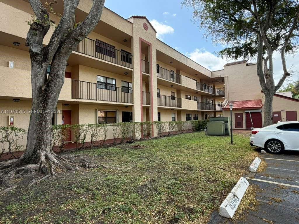 MIRAMAR CLUB CONDOMINIUM - Residential