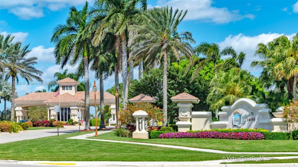 Photo of 19474 SW 67th St, Pembroke Pines, FL 33332 (MLS # A11662793)