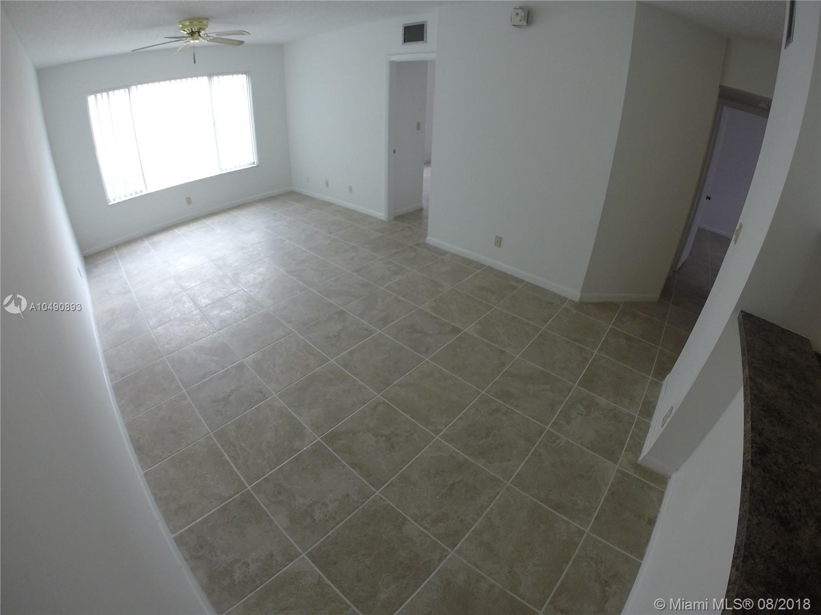 COUNTRY GARDENS CONDO - Residential