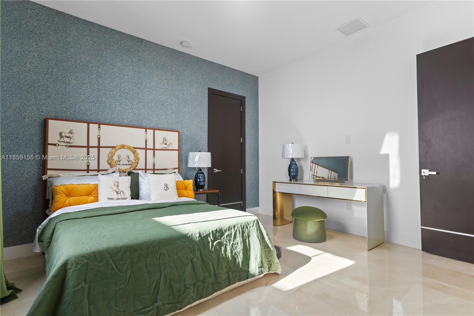OASIS PARK SQUARE AT DORA - Residential