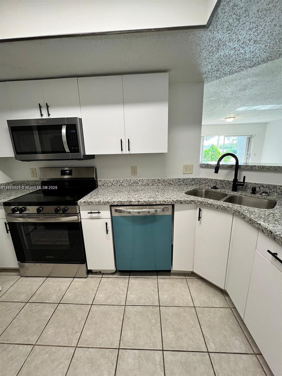 EVERGREEN LAKES CONDO - Residential