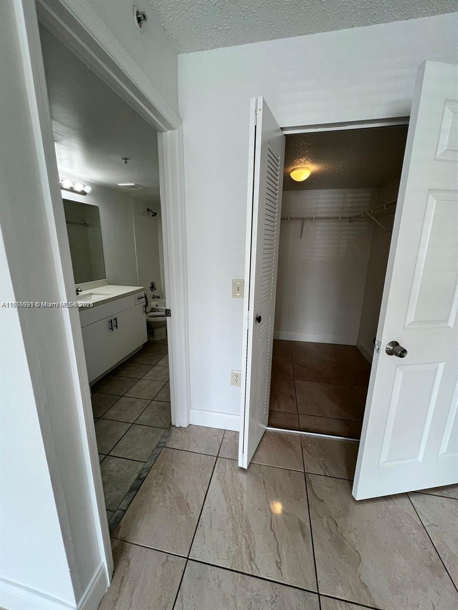 EVERGREEN LAKES CONDO - Residential