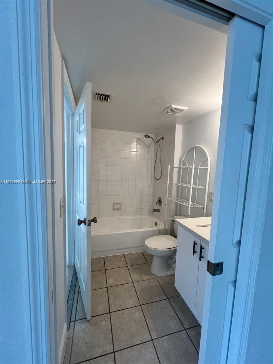 EVERGREEN LAKES CONDO - Residential