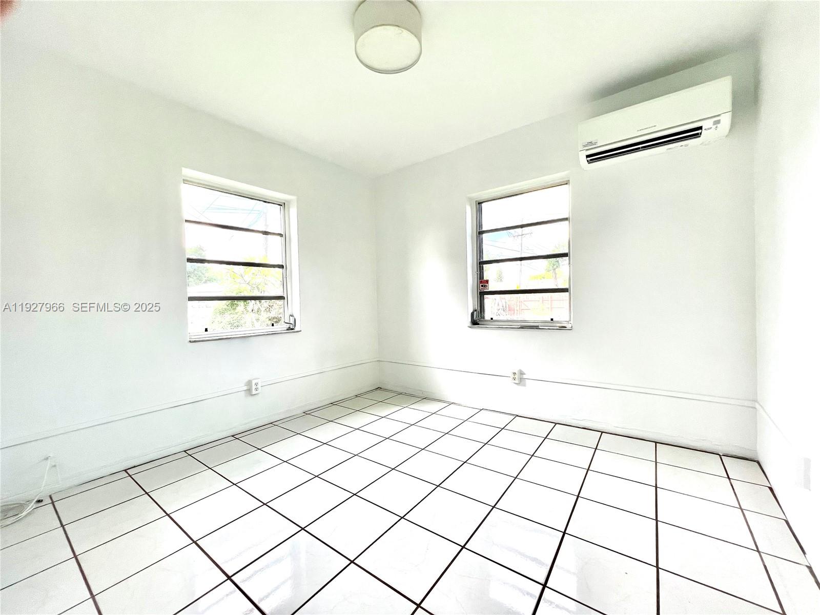 GRACEWOOD NO 4 - Residential Lease