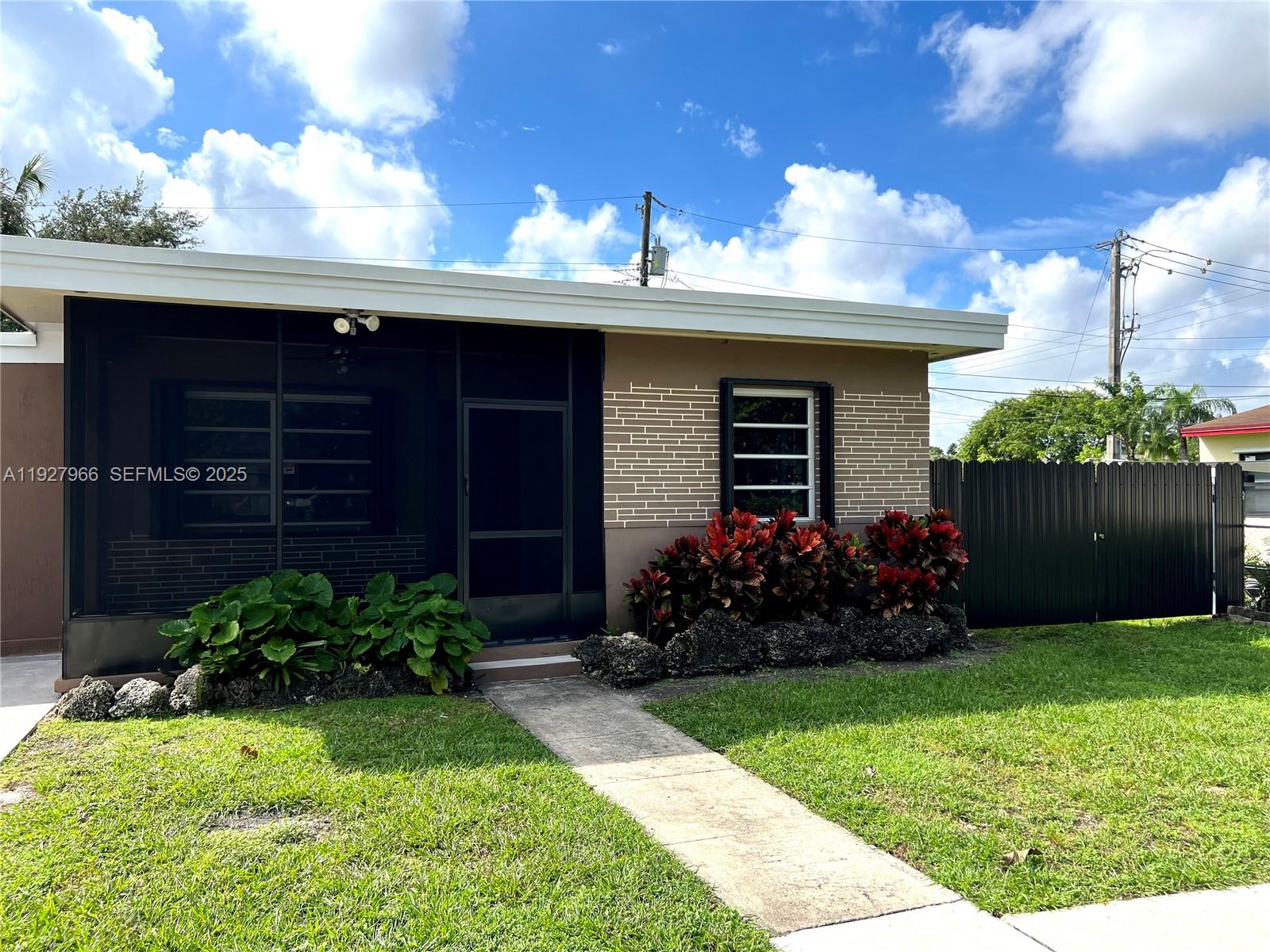 GRACEWOOD NO 4 - Residential Lease