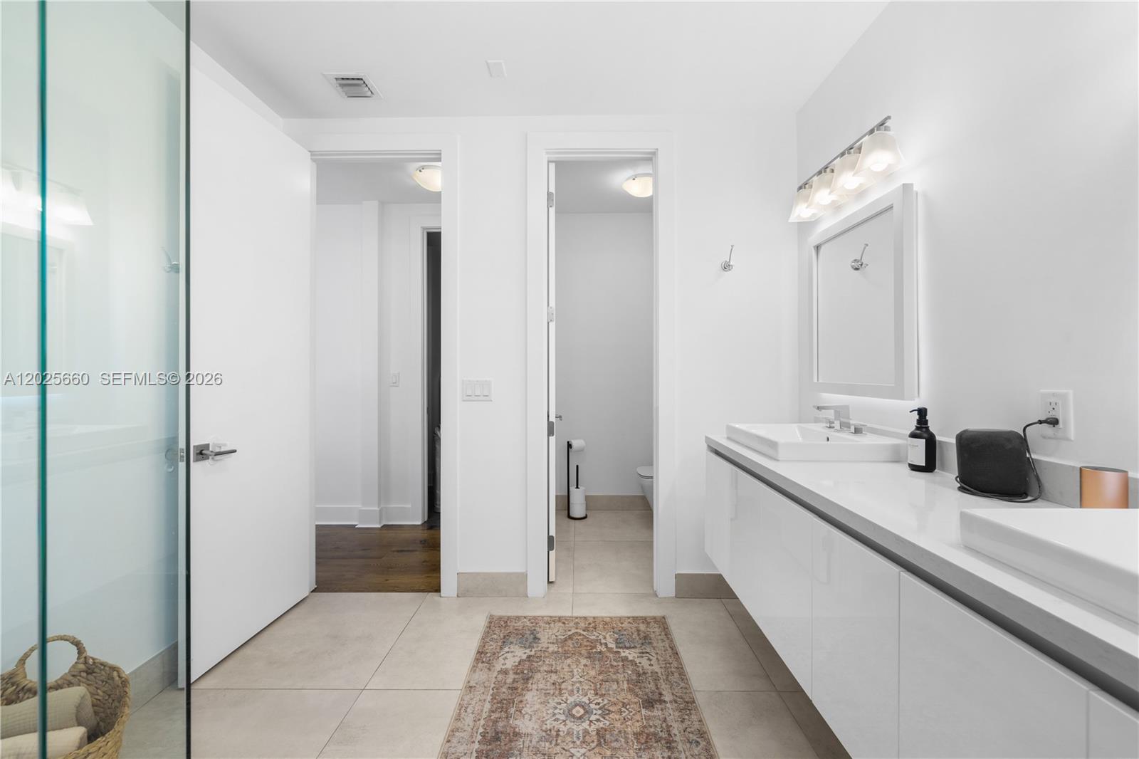 DORAL COMMONS RESIDENTIAL - Residential