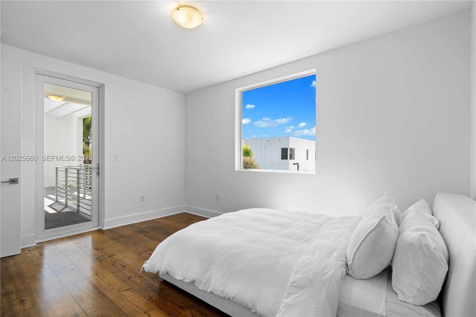 DORAL COMMONS RESIDENTIAL - Residential