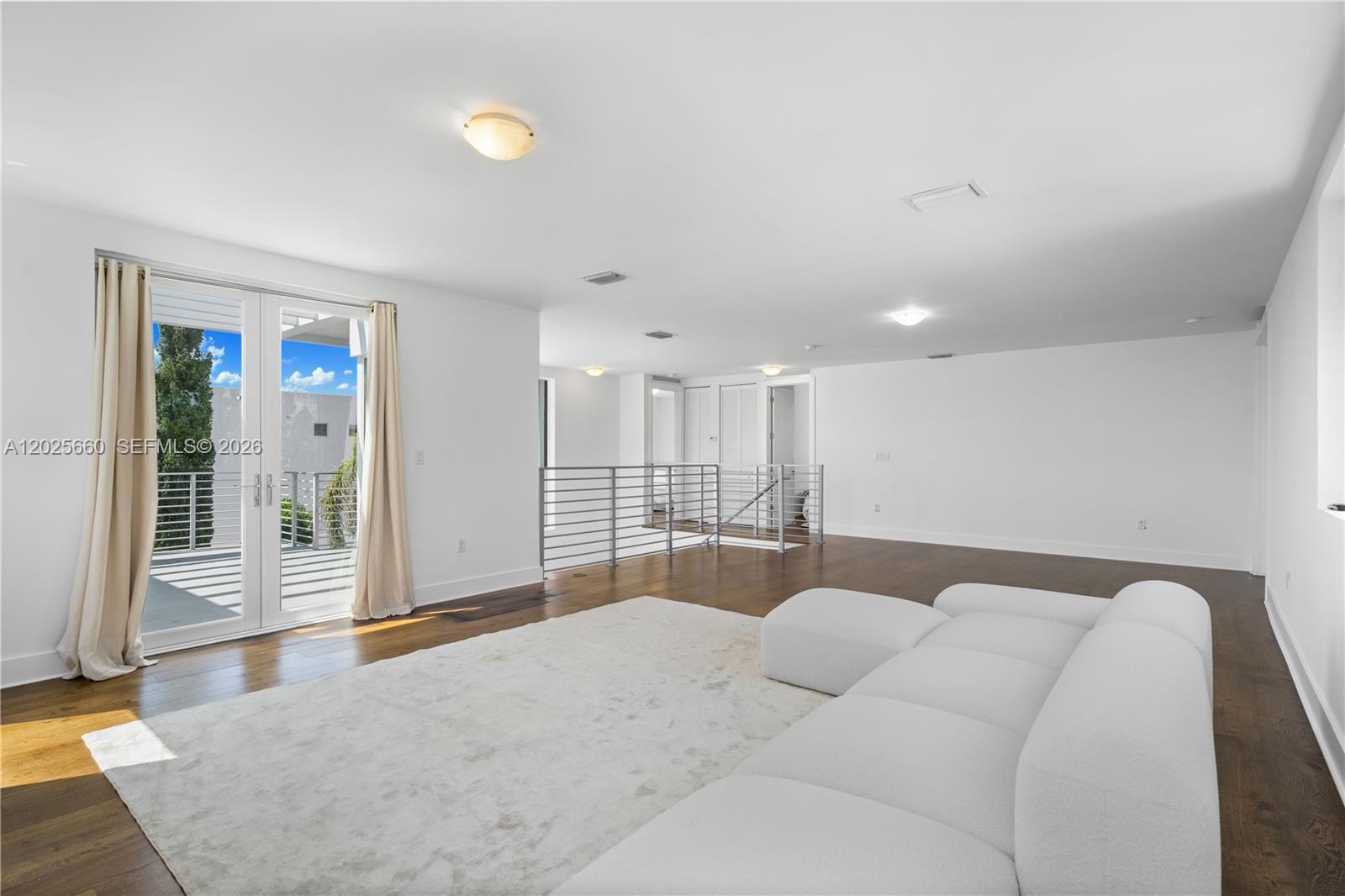 DORAL COMMONS RESIDENTIAL - Residential