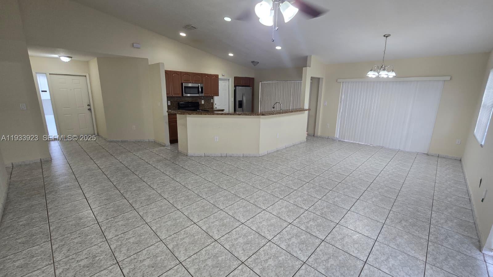 COUNTRY LAKE PARK 1ST ADD - Residential