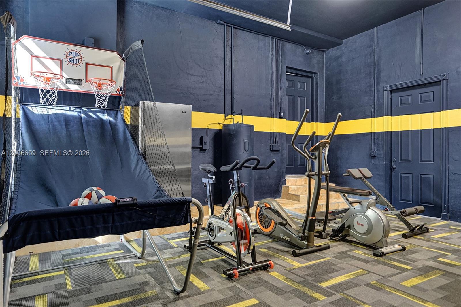 CHAMBERS LAND CO SUB NE1/ - Residential