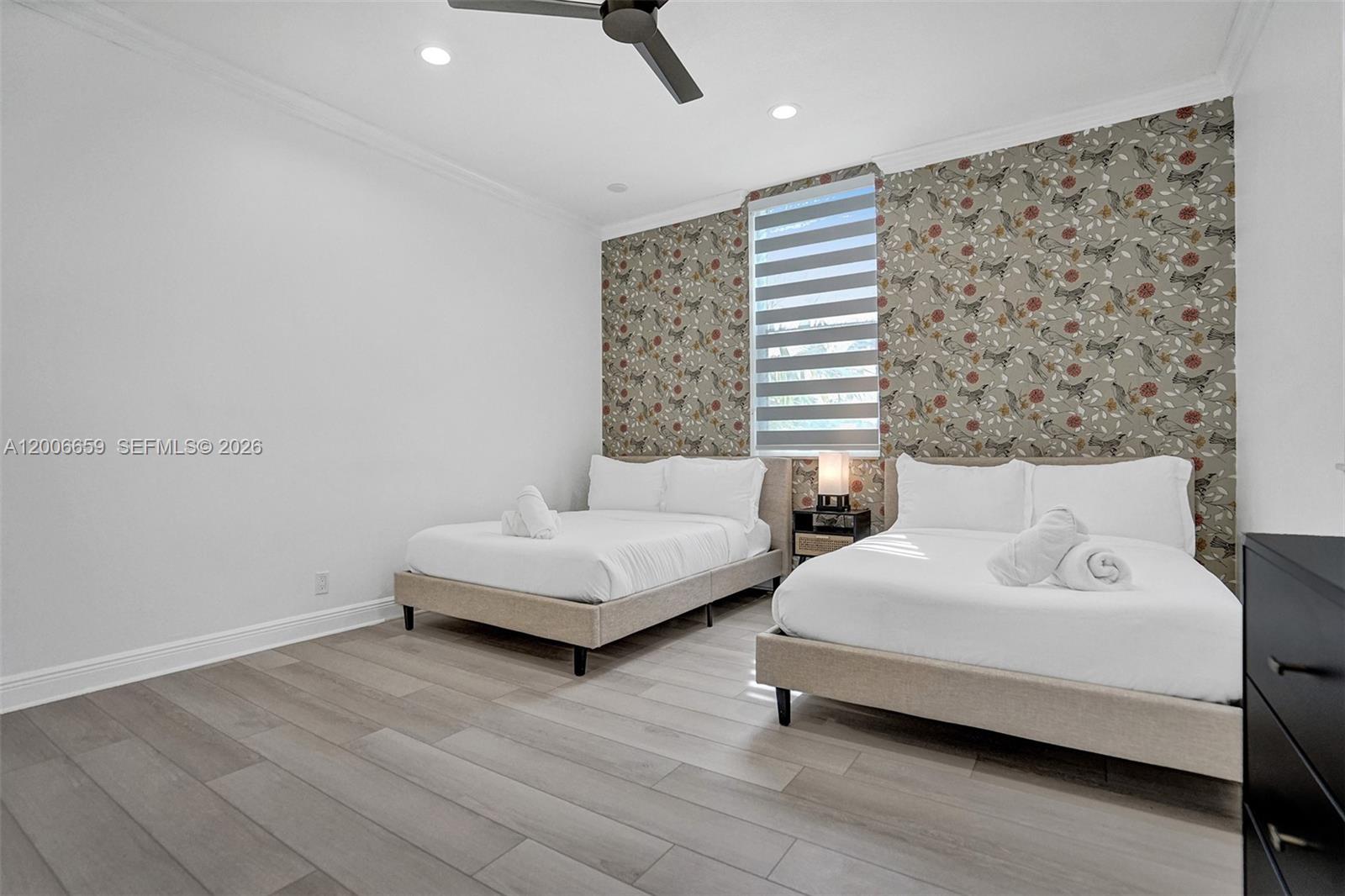 CHAMBERS LAND CO SUB NE1/ - Residential