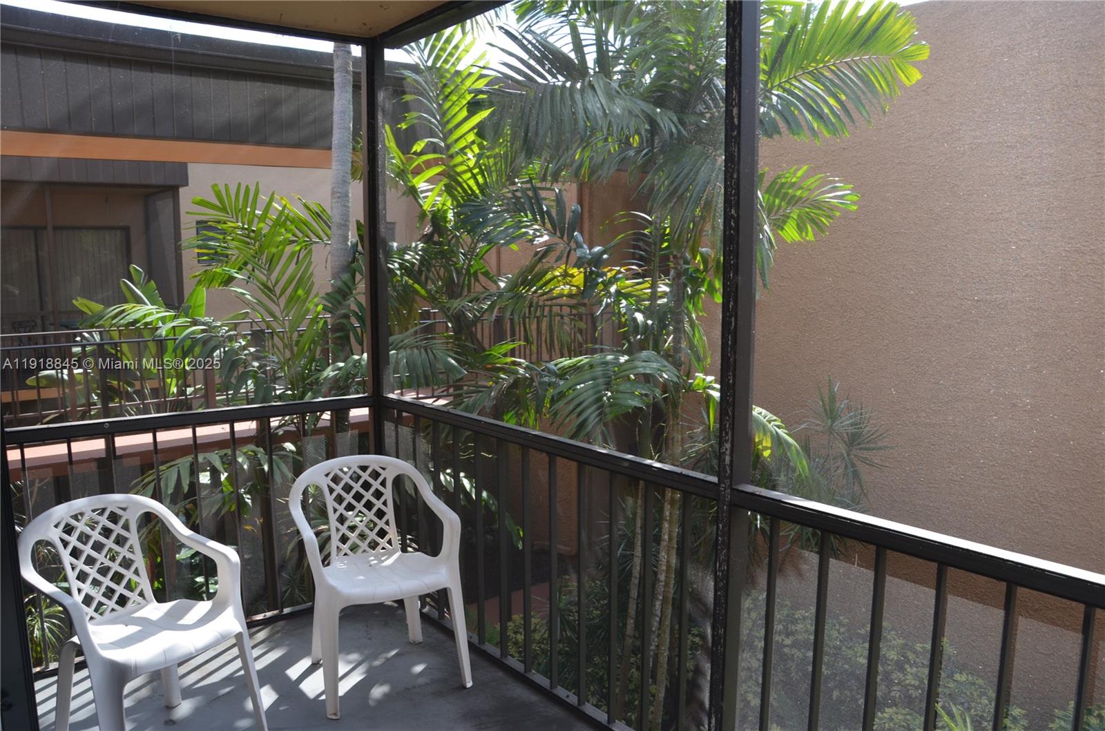 JACARANDA VILLAS NO 1 CON - Residential Lease