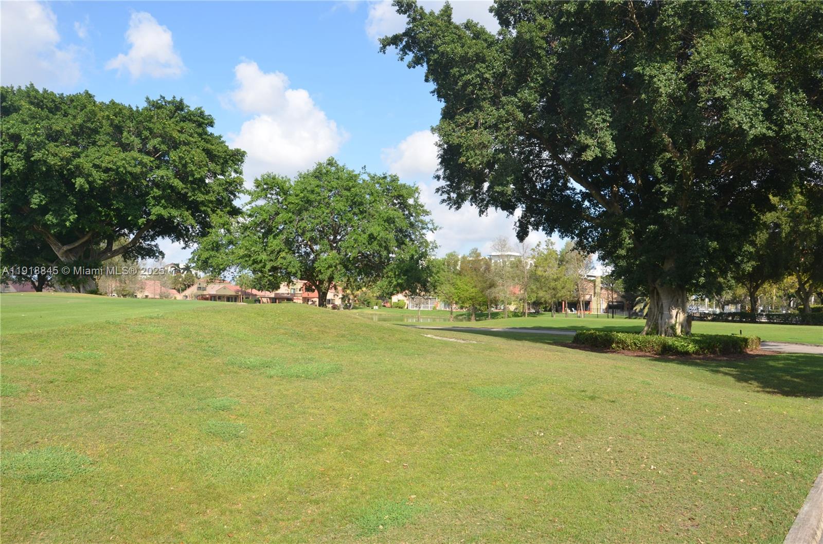 JACARANDA VILLAS NO 1 CON - Residential Lease