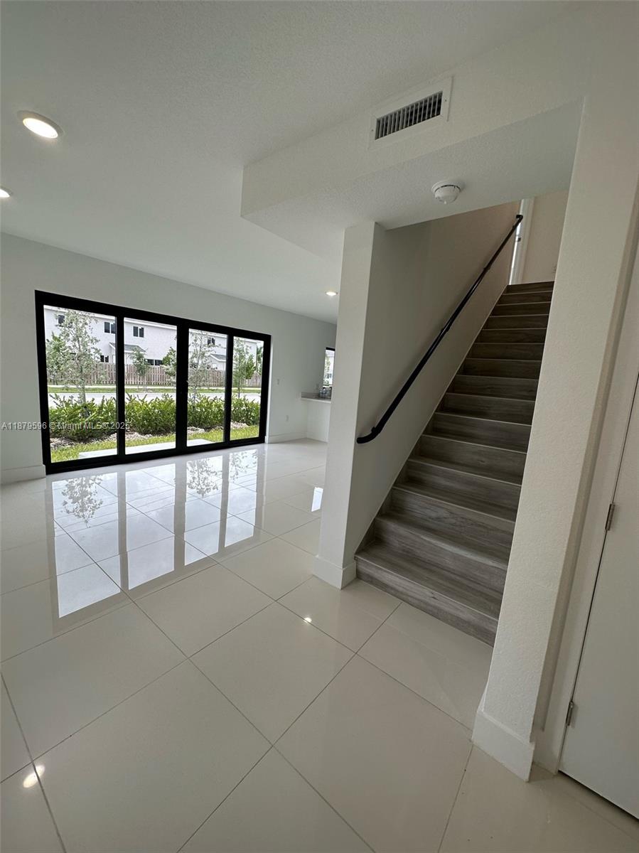 Aurora - Residential