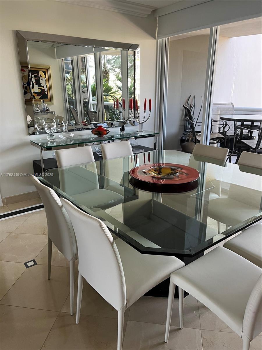 THE PINNACLE CONDO - Residential
